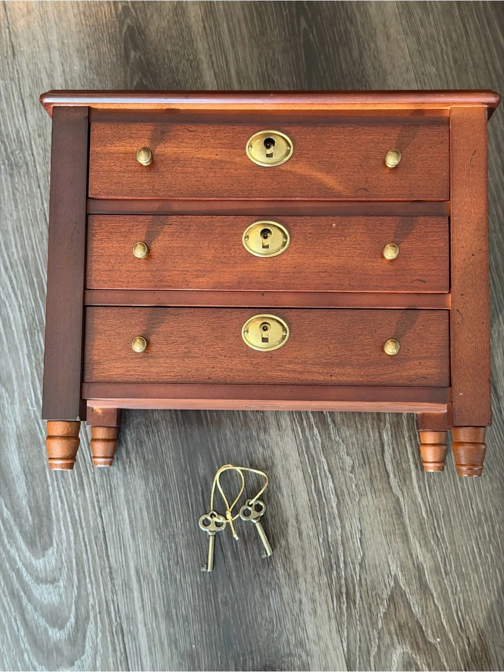Global Views Inc Wood Jewelry Box Chest Lockable 3 Drawer w/ 2 Keys Brown